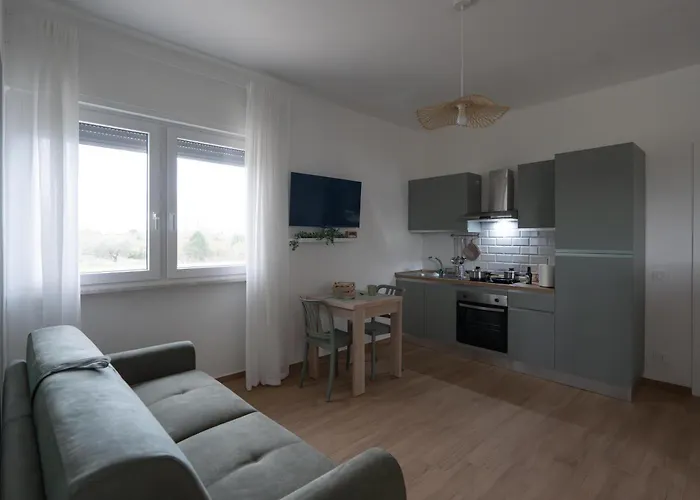 Casa Di Viola - Ortensia Latina